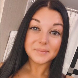 Meet your Posher, Tarah